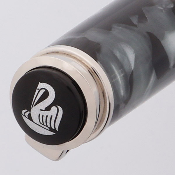 Pelikan City Series Special Edition M620 Fountain Pen Chicago, 18k